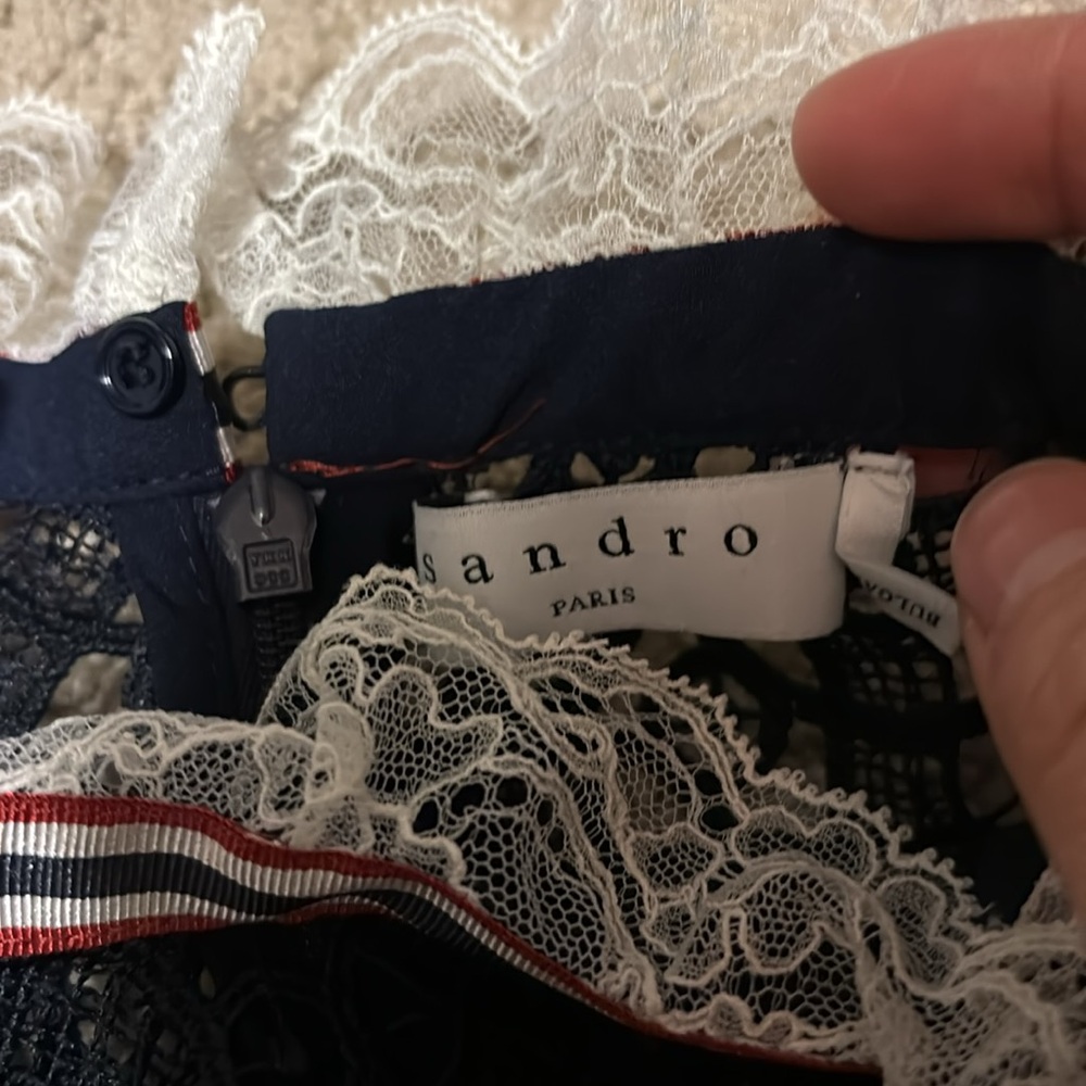 Sandro - Picture 3 of 5